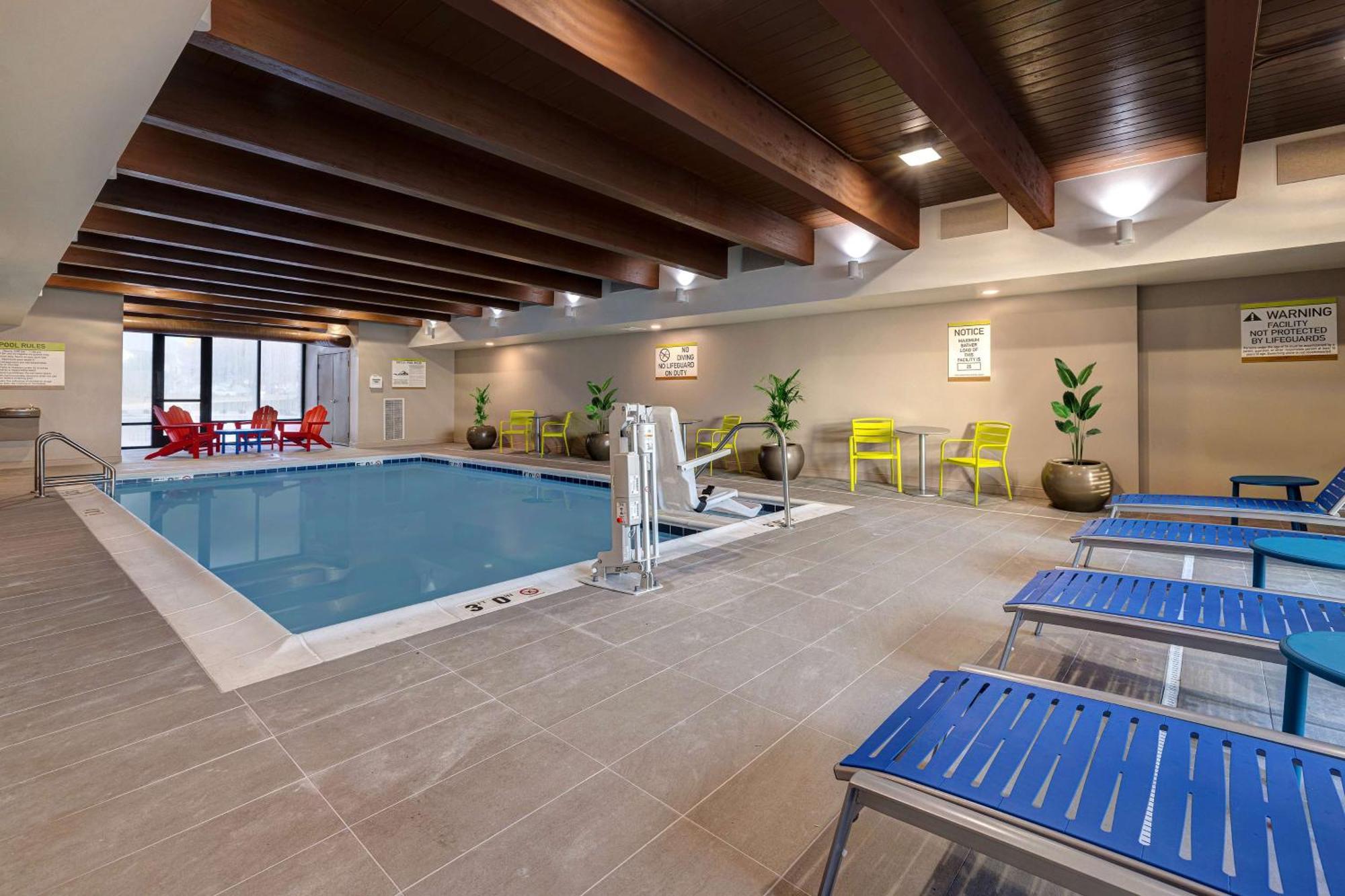 Home2 Suites By Hilton Dekalb Εξωτερικό φωτογραφία