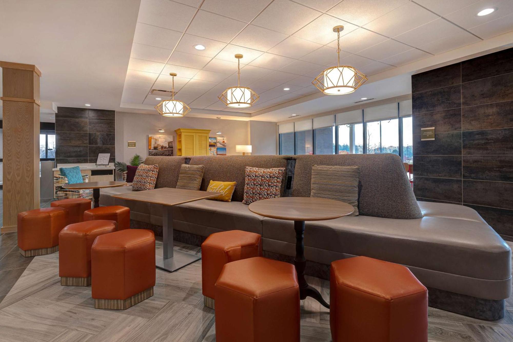 Home2 Suites By Hilton Dekalb Εξωτερικό φωτογραφία