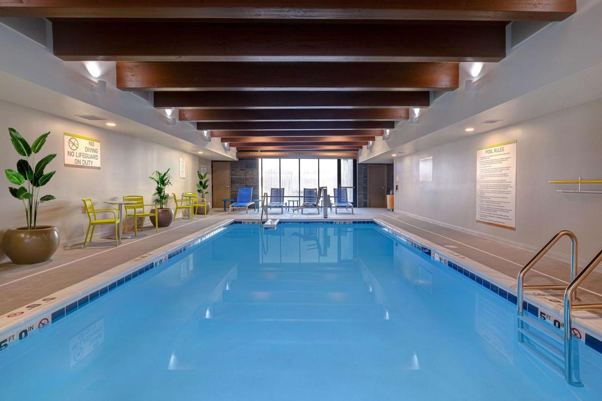 Home2 Suites By Hilton Dekalb Εξωτερικό φωτογραφία