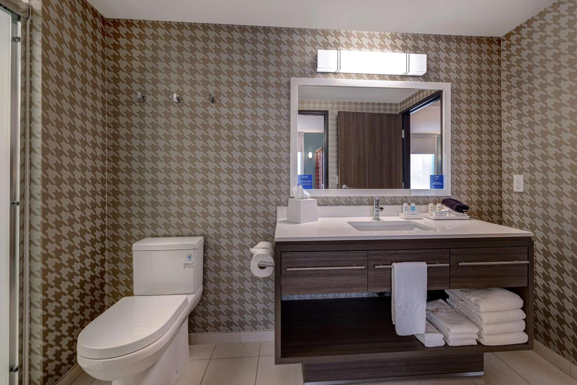 Home2 Suites By Hilton Dekalb Εξωτερικό φωτογραφία