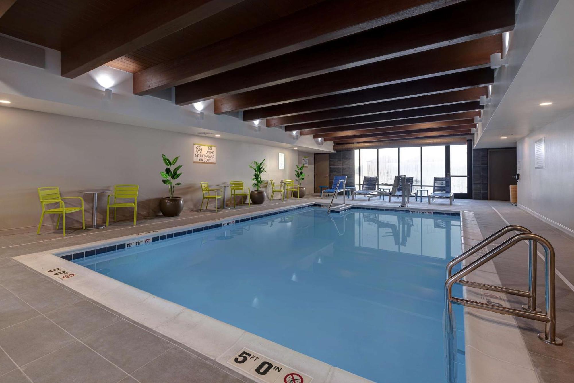 Home2 Suites By Hilton Dekalb Εξωτερικό φωτογραφία